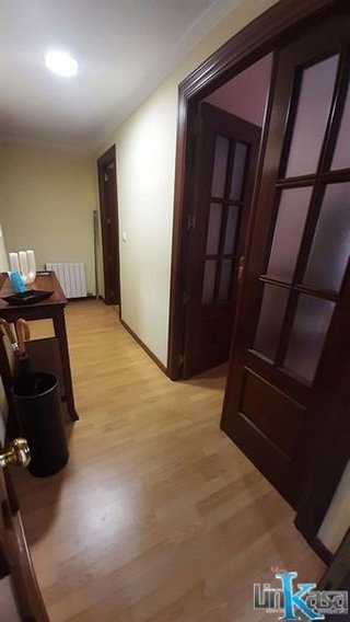Piso en venta en Linares