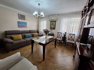 Piso en venta en Carmona
