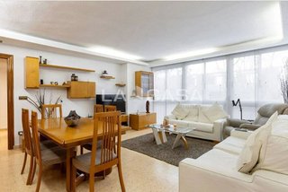Piso en venta en La Malva-rosa en Valencia