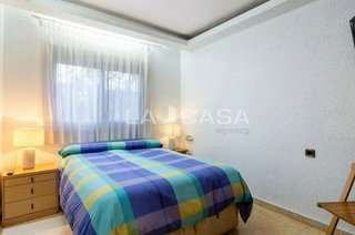 Piso en venta en La Malva-rosa en Valencia