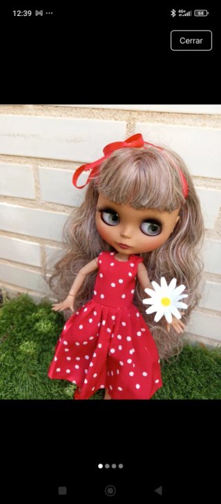 Muñeca Blythe Vestido Rojo Lunares