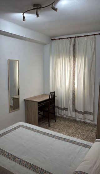 Piso en venta en Ciudad Jardín - Tagarete - El Zapillo en Almería