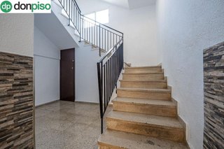 Piso en venta en Cerrillo de Maracena - Periodistas en Granada