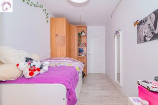Piso en venta en Zubia (La)
