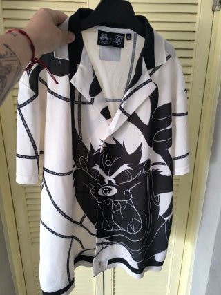Camisa Sik Silk Space Jam XS Tazmania .