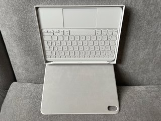 IPAD MAGIC KEYBOARD FOLIO
