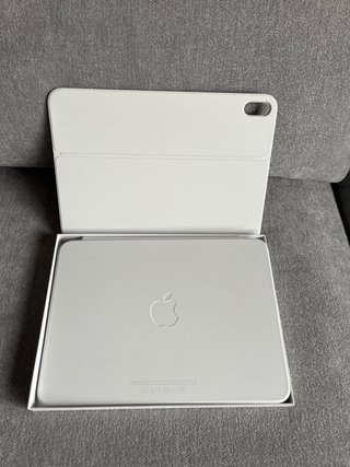 IPAD MAGIC KEYBOARD FOLIO
