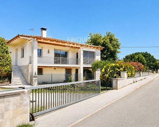 Chalet en venta en Caldes de Malavella