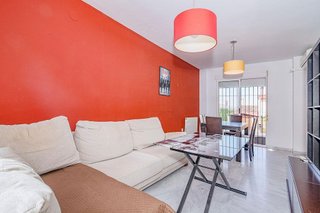 Casa adosada en venta en Ogíjares