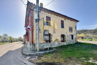 Chalet en venta en Gradefes