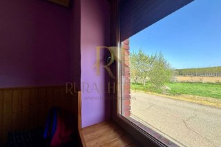 Chalet en venta en Gradefes