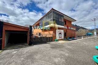 Chalet en venta en Villamanín
