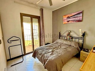 Casa pareada en venta en La Font d'en Fargues en Barcelona