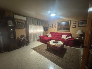 Chalet en venta en Carolinas Altas en Alicante