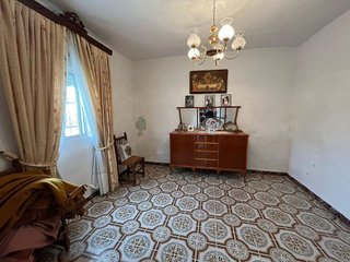 Casa adosada en venta en Jabalquinto