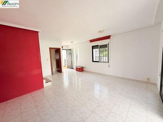 Casa adosada en venta en Cala del Puntal  en Vinaròs