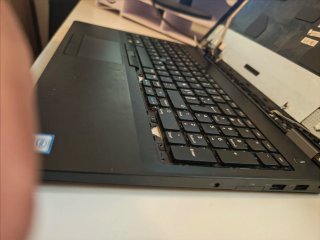Dell Latitude E5570 i5 6th Gen (sin pantalla)