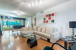 Casa adosada en venta en Parla Este en Parla