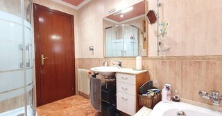 Casa pareada en venta en Creu de Barberà en Sabadell