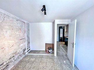 Piso en venta en El Raval en Barcelona