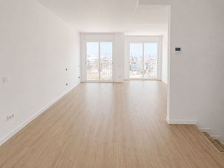 Casa adosada en venta en Singuerlín - Can Franquesa - Les Oliveres en Santa Coloma de Gramanet