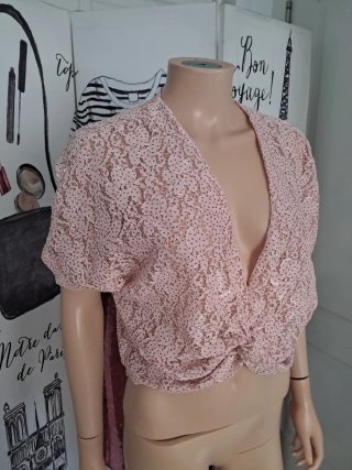Top Zara anudado rosa talla L