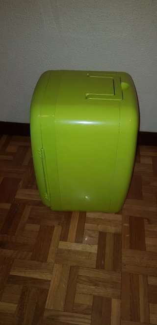 Mini nevera verde