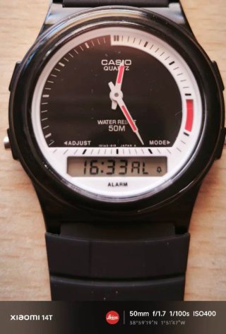 Reloj Casio AQW-5