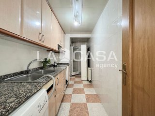 Piso en venta en Artigas - Llefià en Badalona