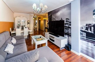 Piso en venta en Girón - Las Delicias - Tabacalera en Málaga