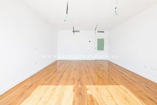 Piso en venta en Lucena