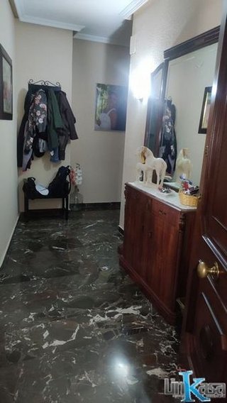 Piso en venta en Linares