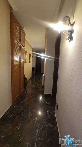 Piso en venta en Linares