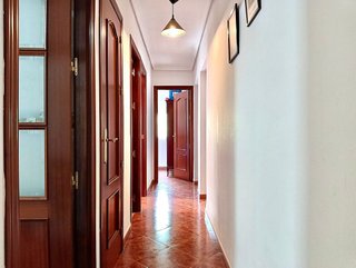 Piso en venta en Parque Alcosa - Jardines del Edén en Sevilla