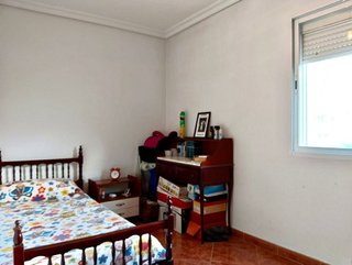 Piso en venta en Parque Alcosa - Jardines del Edén en Sevilla