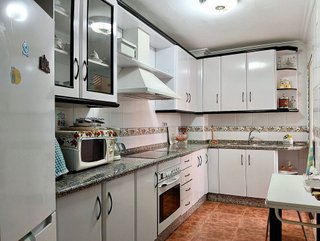 Piso en venta en Parque Alcosa - Jardines del Edén en Sevilla