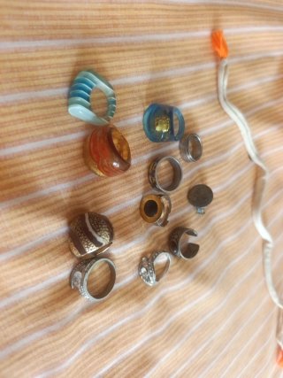 Lote Bisutería Pulseras y Anillos