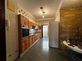 Piso en venta en Los Remedios en Sevilla