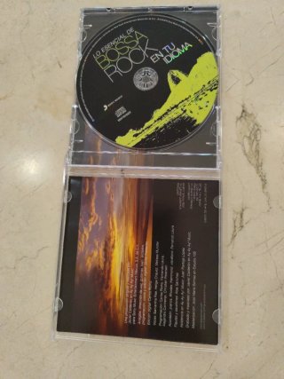 CD Bossa Rock Lo Esencial En Tu Idioma