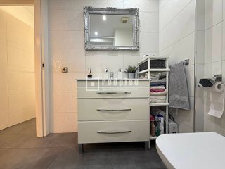 Piso en venta en Parque Ayala - Jardín de la Abadía - Huelín en Málaga