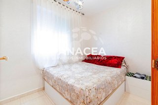 Piso en venta en Roquetas Centro en Roquetas de Mar