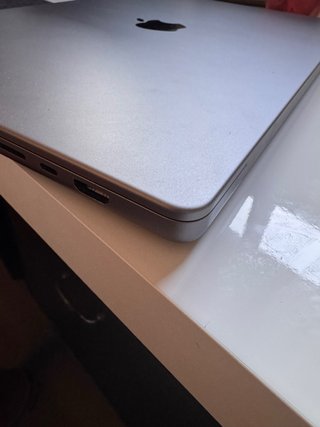 MacBook Pro 16 M1 Max 32GB RAM 512gb