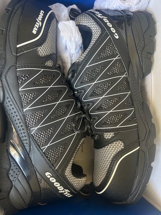 Zapatos de trabajo Goodyear negros y grises