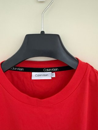 Camiseta Calvin Klein Roja Talla M