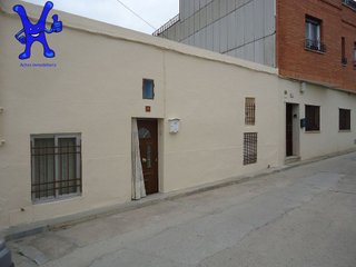 Casa adosada en venta en Alba de Tormes