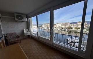 Piso en venta en Empuriabrava en Castelló d´Empúries