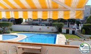 Piso en venta en Port Esportiu - Puig Rom - Canyelles en Roses