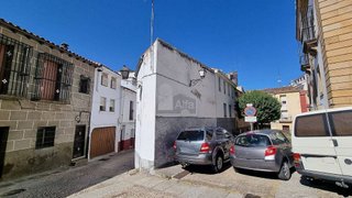 Casa adosada en venta en Miralvalle-Av. Virgen del Puerto-La Data en Plasencia