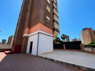 Local comercial en alquiler en Pueblo Levante en Benidorm