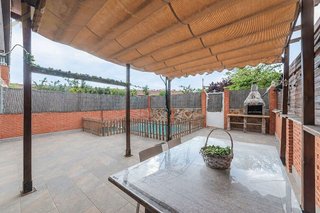Casa adosada en venta en Los Olivos - Los Ángeles - Perales del río en Getafe